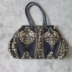 NWOT Womens large Maxximum bag